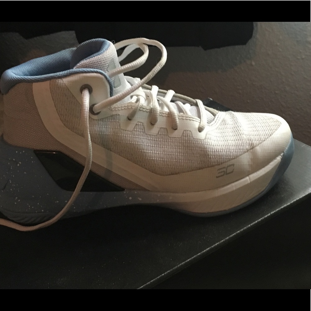Stephen curry tennis shoes
